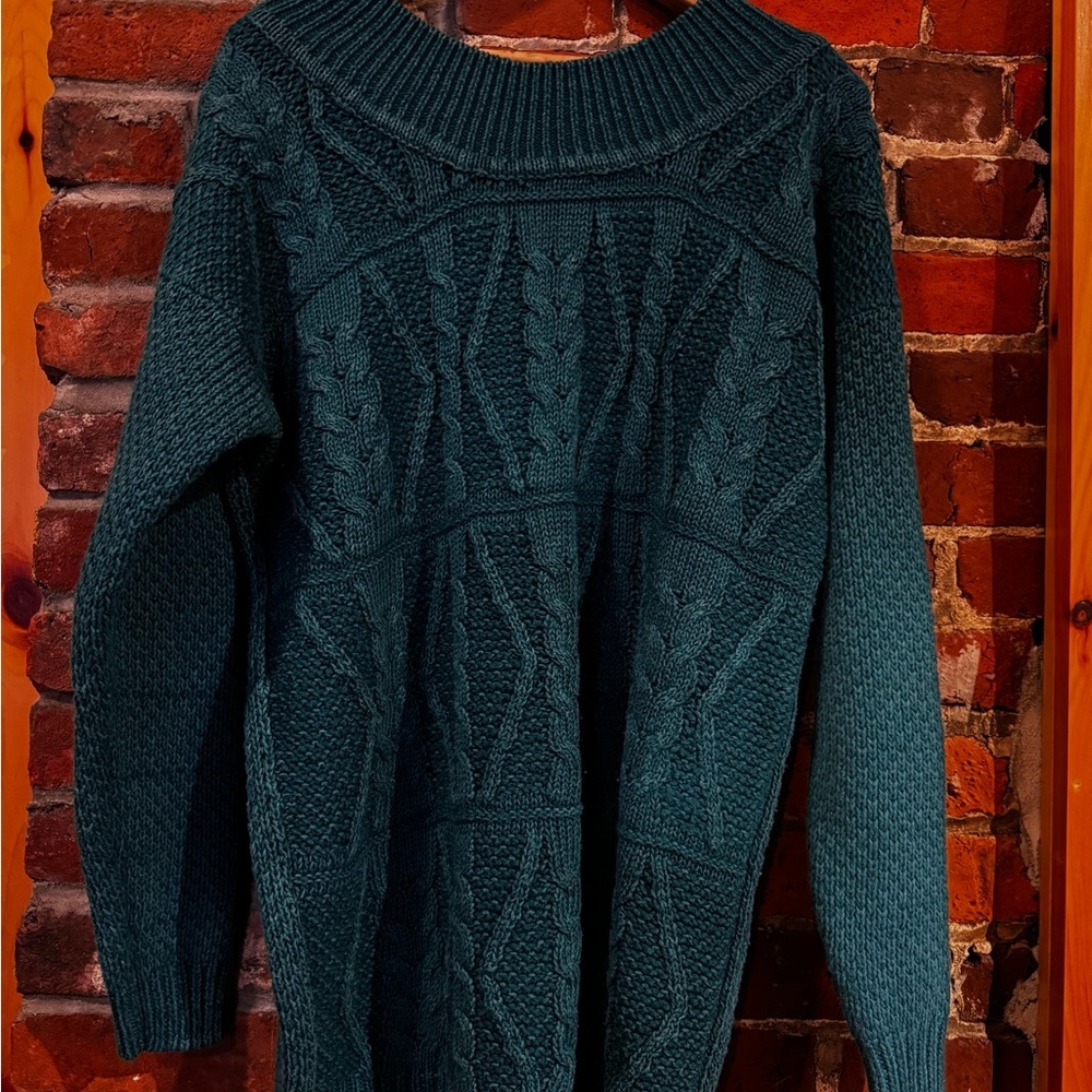 Vintage Teal Cable Knit Crewneck Sweater